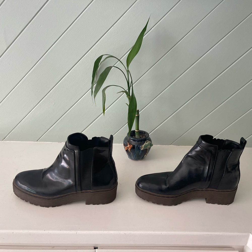Zara Black Polyurethane Booties Size 40